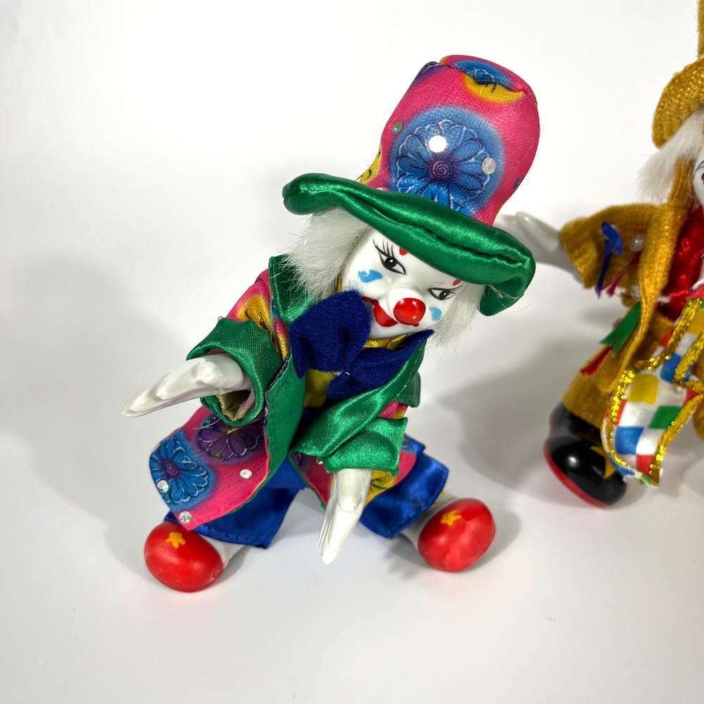 Vtg Psychedelic Floral Clown Doll Porcelain Colorful Sequin Posable Whimsy NWOT - Picture 8 of 8